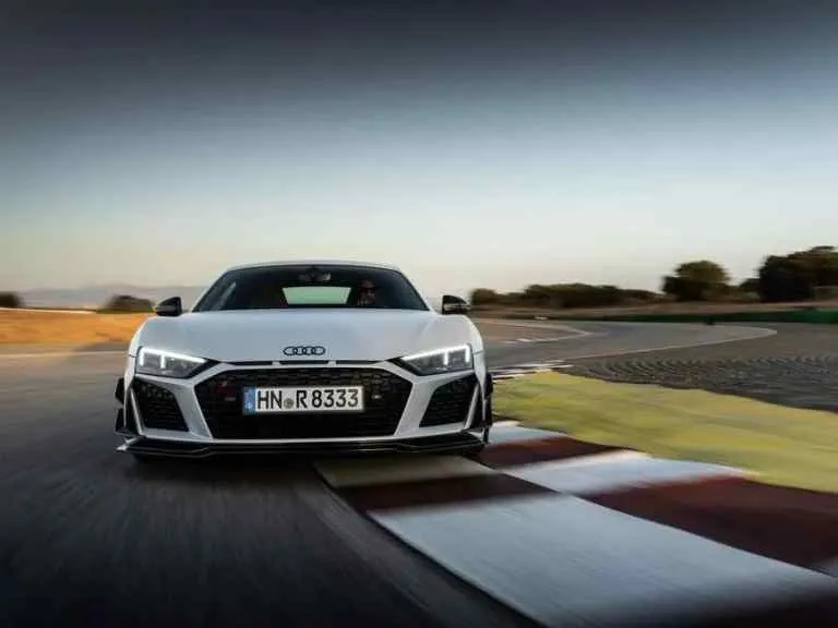 Audi R8