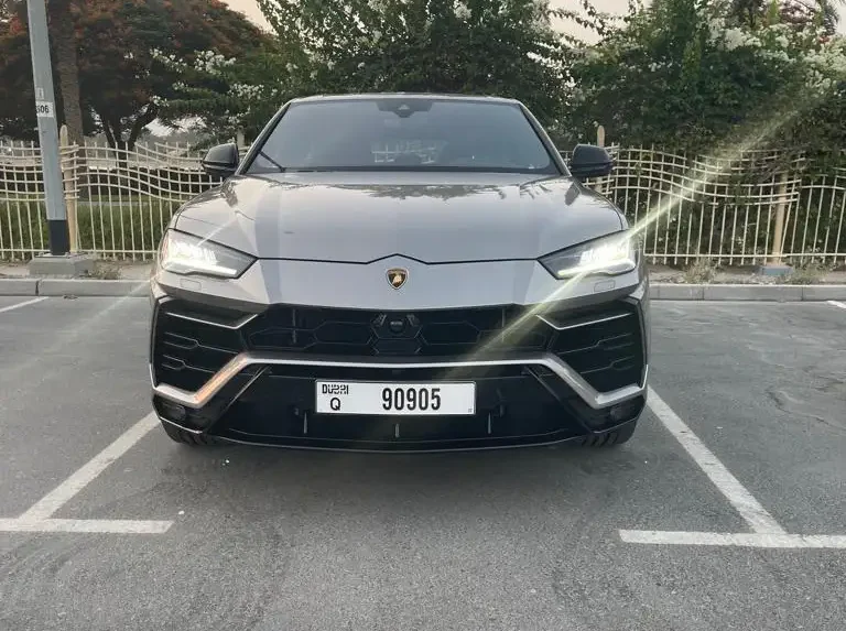 Lamborghini Urus Hard Grey