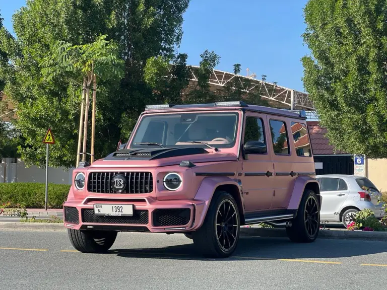 Mercedes BRABUS G700 PINK
